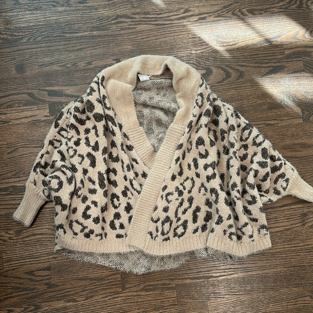 Anthropologie leopard Shaw Cape jacket